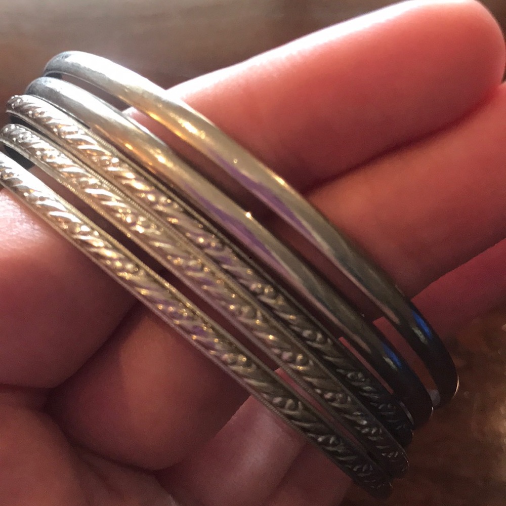 Metal bangles with braid pattern - Picture 2 of 3
